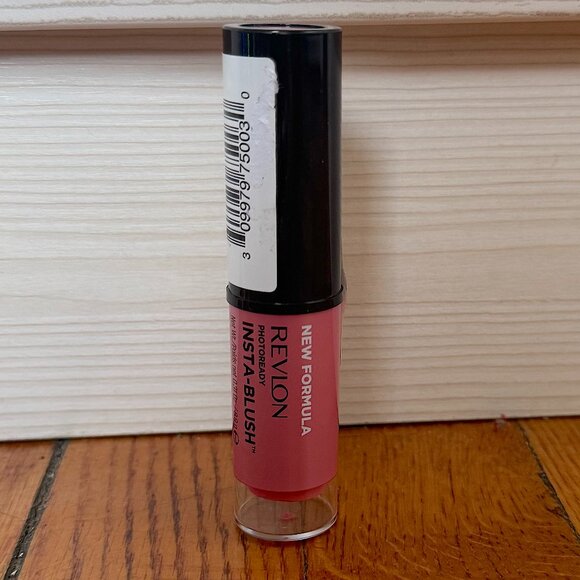 Revlon Insta-Blush Photoready Candy Kiss 310 New formula 0.31 oz - Picture 1 of 4